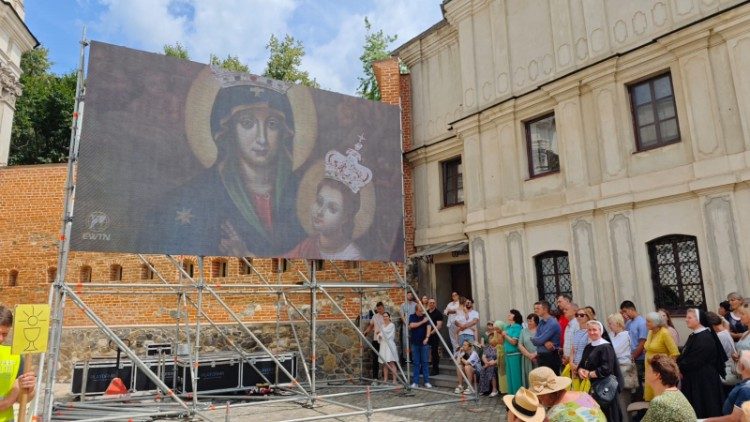 Урачыстасці ў санктуарыі ў Бярдычаве. Ілюстрацыйнае фота