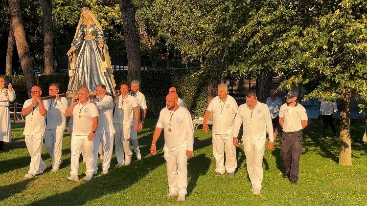 Processione della Madonna del Carmine "fiumarola"