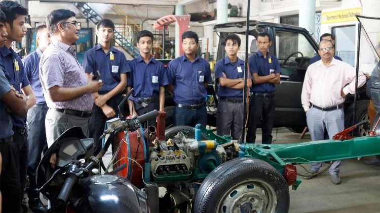 Automobile department students participate in a practical class under teacher supervision (Photo by Stephan Uttom Rozario)