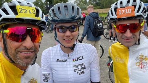 Olimpiadi, una donna afghana capo missione del Team dei rifugiati