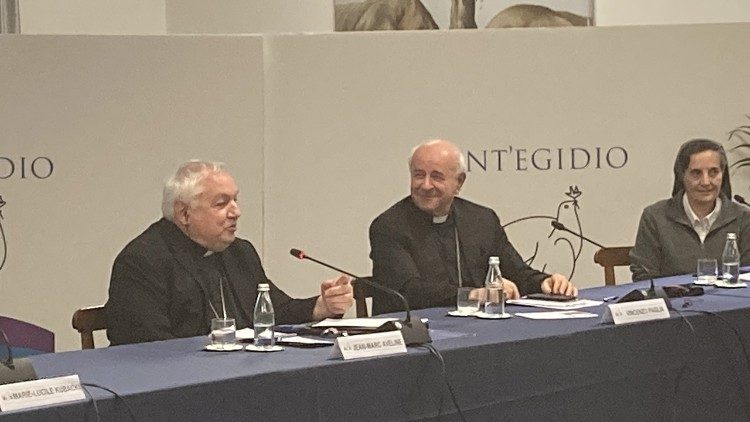 Il cardinale Jean-Marc Aveline alla presentazione del suo libro "Il dialogo della salvezza. Piccola teologia della missione" (LEV)