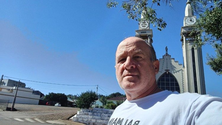 Semana já de sol em Barão de Cotegipe, onde Pe. Paulo Bernardi é pároco