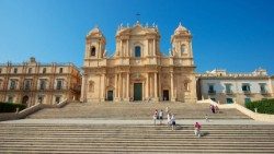 La catedrla de la diócesis de Noto, en Sicilia, Italia