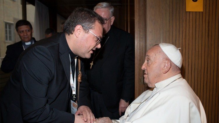 Padre Sérgio Leal em diálogo com Papa Francisco