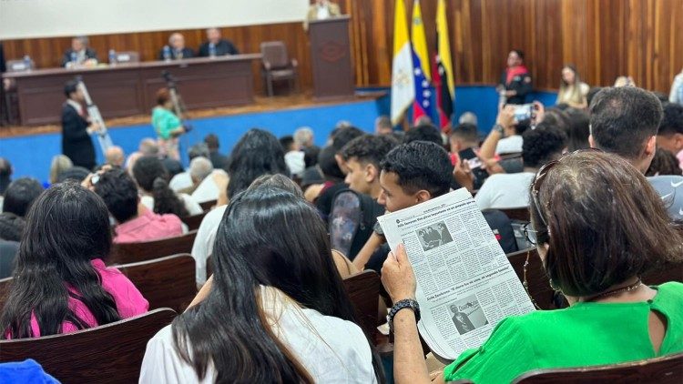Congreso de Comunicación en el centenario del Diario Católico, “decano de la prensa tachirense”.   