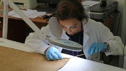 Рэстаўрацыя ўбранняў святых Пятра і Яна