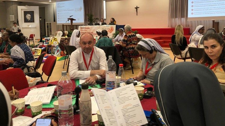 Отець Роман Лагіш під час Генеральної асамблеї мереж &laquo;Talitha Kum&raquo; 