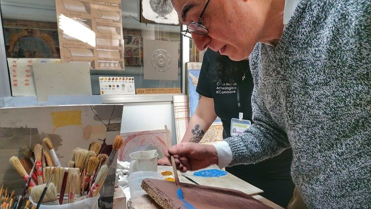 Una giornata nella scuola di affresco ai Musei Vaticani