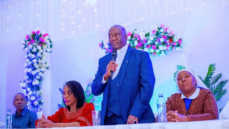Padre Chrisogon Vustan, C.PP.S : Paroko UDOM