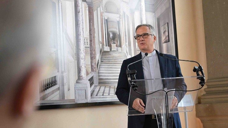 L'intervento di monsignor Viganò alla presentazione del libro