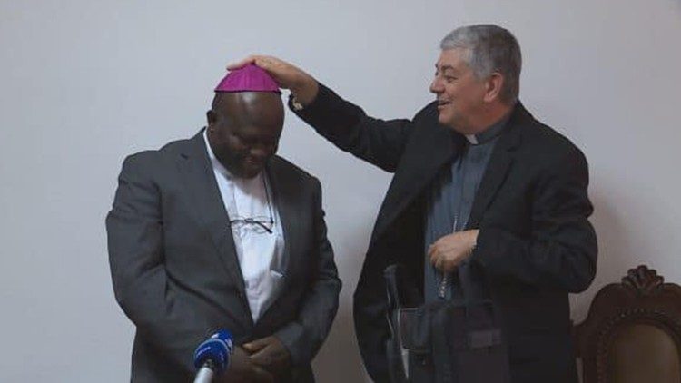 Dom João de Ceita Nazaré, novo Bispo de São Tomé e Príncipe, acolhido com júbilo pelos Bispos da CEAST
