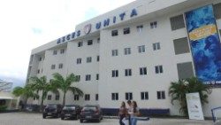 De caráter filantrópico, a universidade é uma associação sem fins lucrativos, de utilidade pública, leiga.