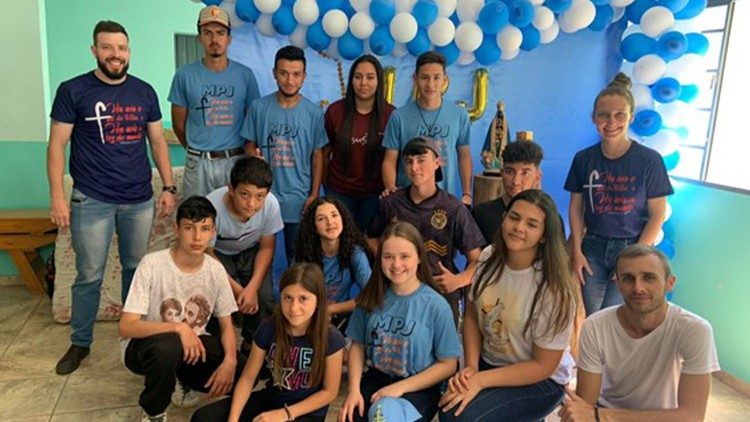 Jovens da Paróquia Senhor Bom Jesus 