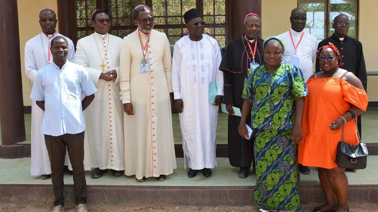 Des participants à la première assemblée de l’année 2024, de la Conférence des Évêques de la Province Ecclésiastique de Garoua, au Cameroun, du 11 au 14 mars 2024.