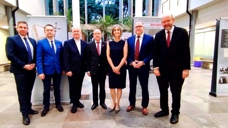 Centrum Studiów Kultury Polskiej im. Jana Pawła II to ważne miejsce promujące polskość w Brazylii.