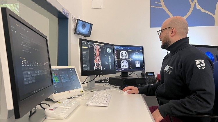 Un operatore del reparto