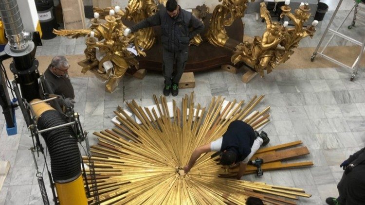 Trabajos en la Macchina delle Quarantore de los Museos Vaticanos