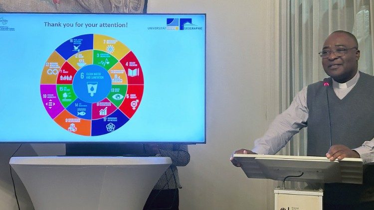 Pfarrer Uchechukwu Obodoechina, Leiter Caritas Nigeria