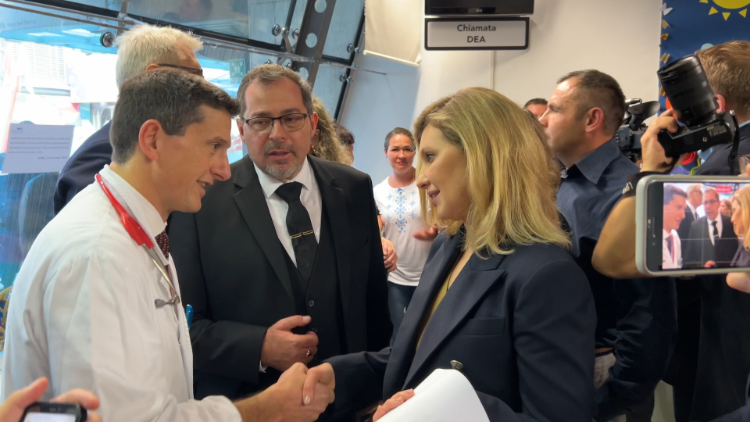 Olena Zelenska visits the Bambino Gesù Hospital