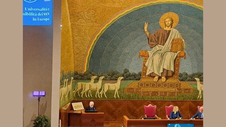 Monsignor Mariano Crociata interviene al convegno