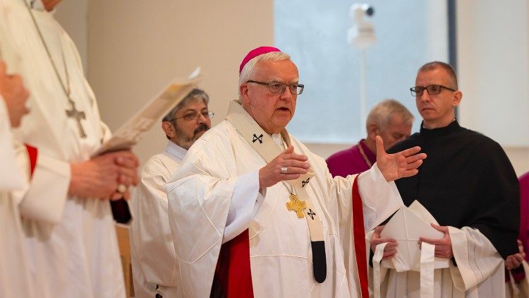 Berlins Erzbischof Heiner Koch (Foto J&ouml;rg Farys)