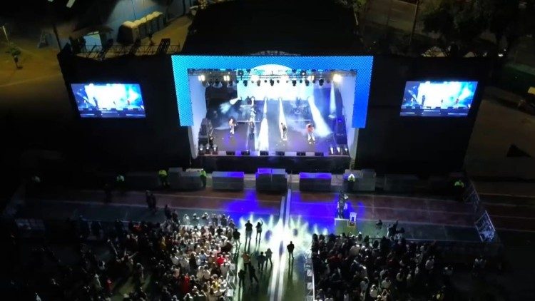 A programação do DNJFEST foi até às 21h (fotos: Pascom Lapa)