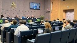 वाटिकन प्रेस सम्मेलन