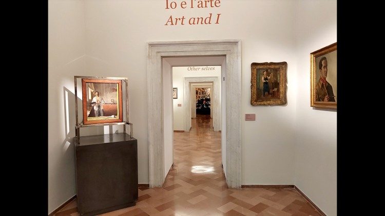 L'allestimento della mostra "Io dipinto" ai Musei Vaticani