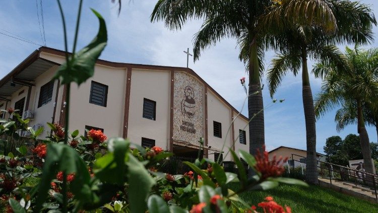 Santuário Arquidiocesano de Santo Antônio de Sant’Anna Galvão.  