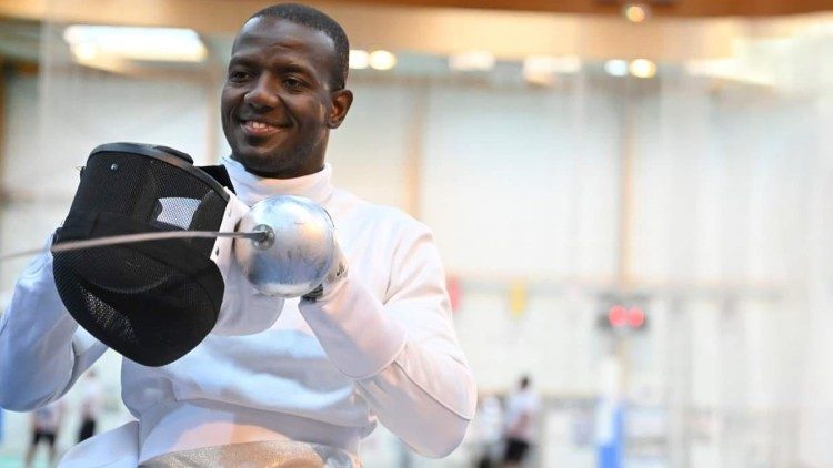 Lo schermitore paralimpico colombiano, Amelio Castro Grueso