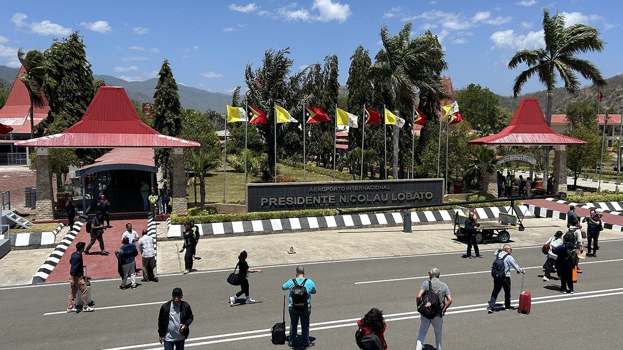 Pope Brings Hope to East Timor: A Journey of Healing, Suffering, and Peace - News Directory 3