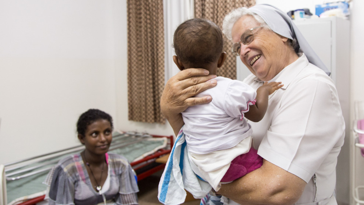 எத்தியோப்பியாவின் திக்ரே பகுதியில் சலேசிய பெண் துறவறத்தாரின் பணிகள்