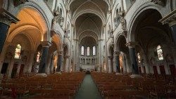 Wnętrze brukselskiej katedry