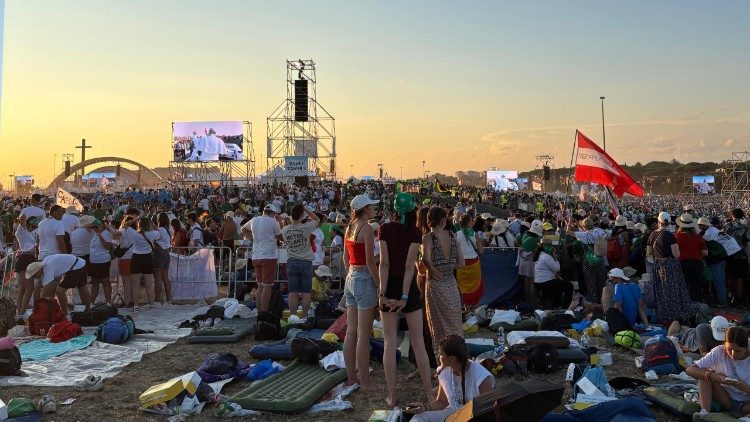 Teilnehmer aus Österreich auf dem Feld von Tor Vergata