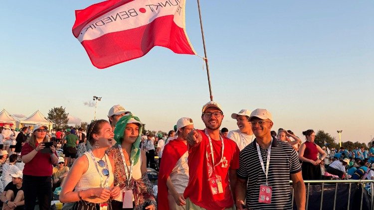 Teilnehmer aus Österreich bei der Vigil in Tor Vergata