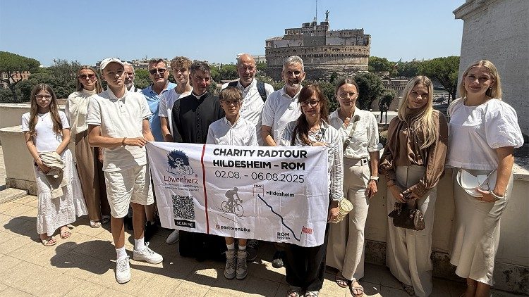 Nowak mit seinem Unterstützerteam