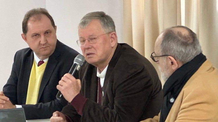 Cardeal Jaime Spengler se pronuncia durante lançamento da campanha