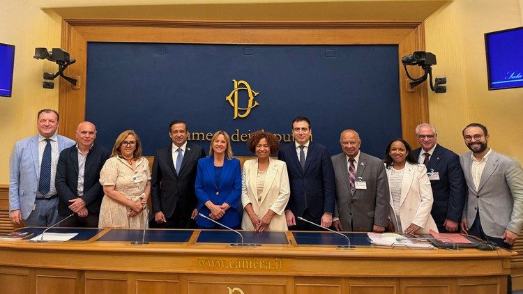 Un mural en Roma para homenajear a las hermanas Mirabal 