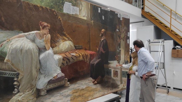 Paolo Violini com os restauradores do Laboratório dos Museus Vaticanos