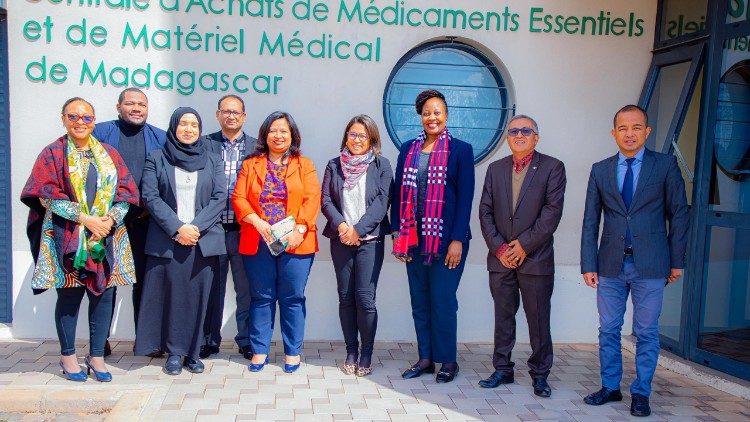 Ujumbe wa Tanzania kutambelea Bohari Kuu ya Madawa huko Madagascar