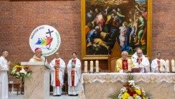 Святая Месса в кафедральном соборе Новосибирска (10 августа 2025 г.). Фото: Алина Николаева - Преображенская епархия в Новосибирске