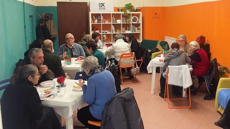 La Caritas Diocesana di Albano nel 2024 ha distribuito oltre 48 mila pasti ai bisognosi. Nella foto, l'ultimo pranzo di Natale 