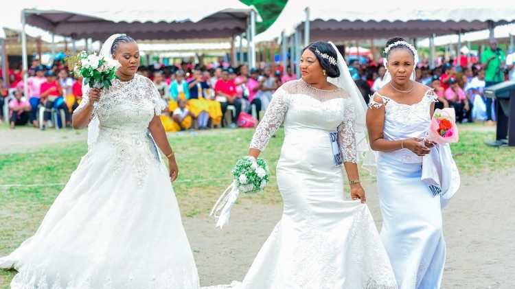 Miito ya ndoa ya familia