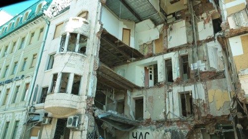 Palazzi distrutti nella conflitto in Ucraina 