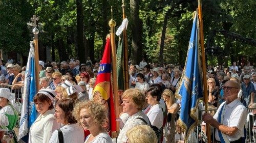 Polonia, a Piekary il grande pellegrinaggio delle donne “missionarie e guide” 