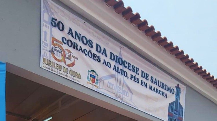 Diocese de Saurimo: "coraçoes ao alto, pés em marcha"
