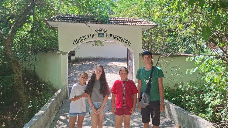 манастир Покров Богородичен