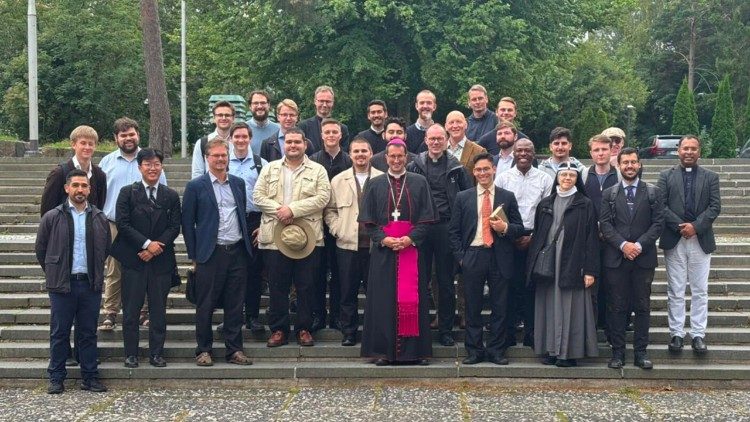 Pro Scandiae Populis