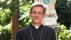 Mgr Pierre-Antoine Bozo, nouvel évêque coadjuteur de La Rochelle en France. 