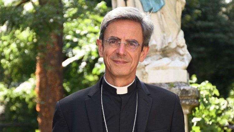 Mgr Pierre-Antoine Bozo, nouvel évêque coadjuteur de La Rochelle en France. 